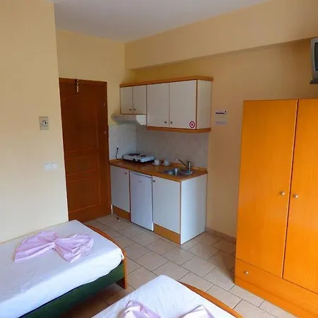 Aparthotel Vila Europe R *