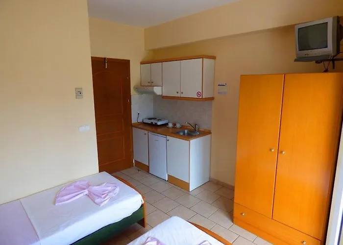 Aparthotel Europe R *